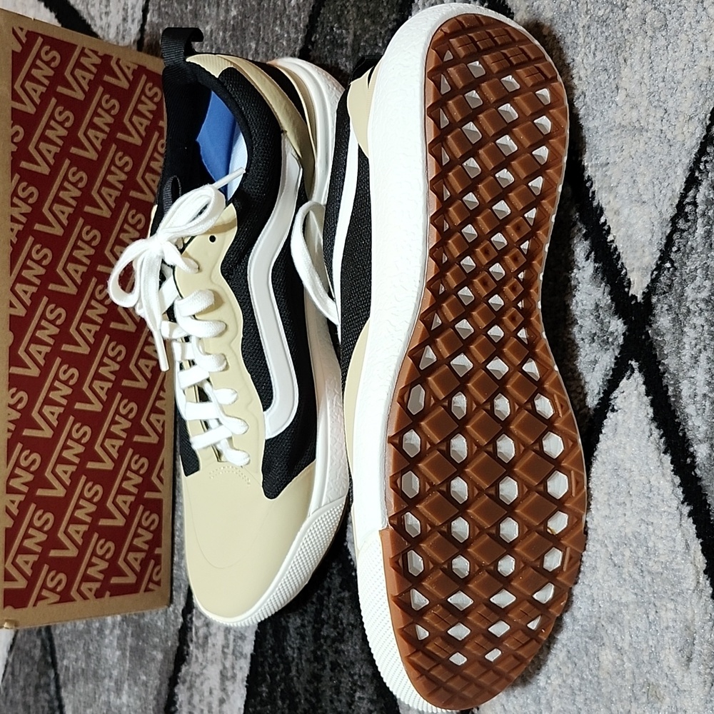 VANS ULTRARANGE EXO BLACK & KHAKI SNEAKERS SHOE UNISEX - Picture 7 of 10